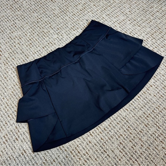 Athleta Momentum Ruffle Skort Skirt Black Size Large - Picture 4 of 9